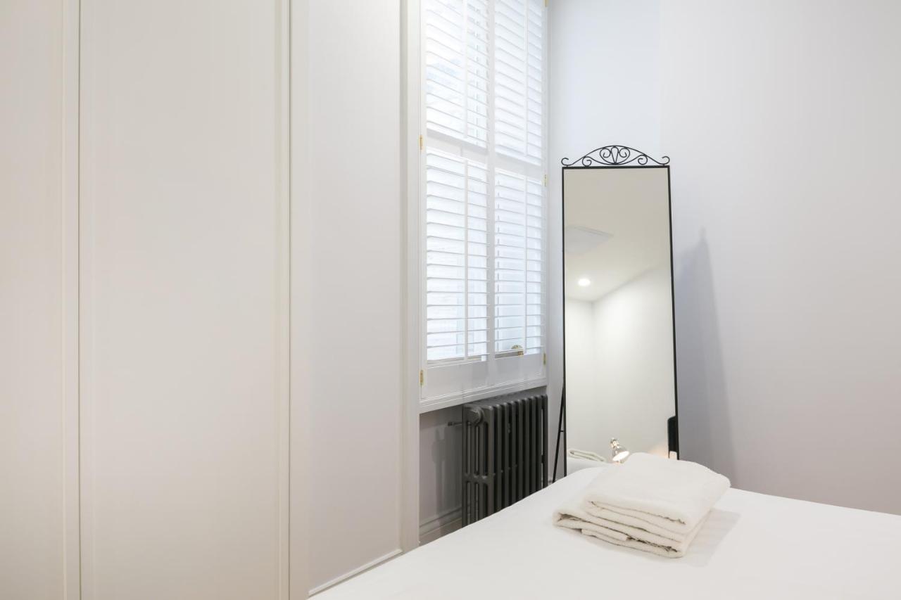 Urban Chic - Shaftesbury Apartment Londra Exterior foto