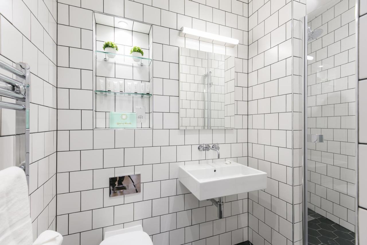 Urban Chic - Shaftesbury Apartment Londra Exterior foto