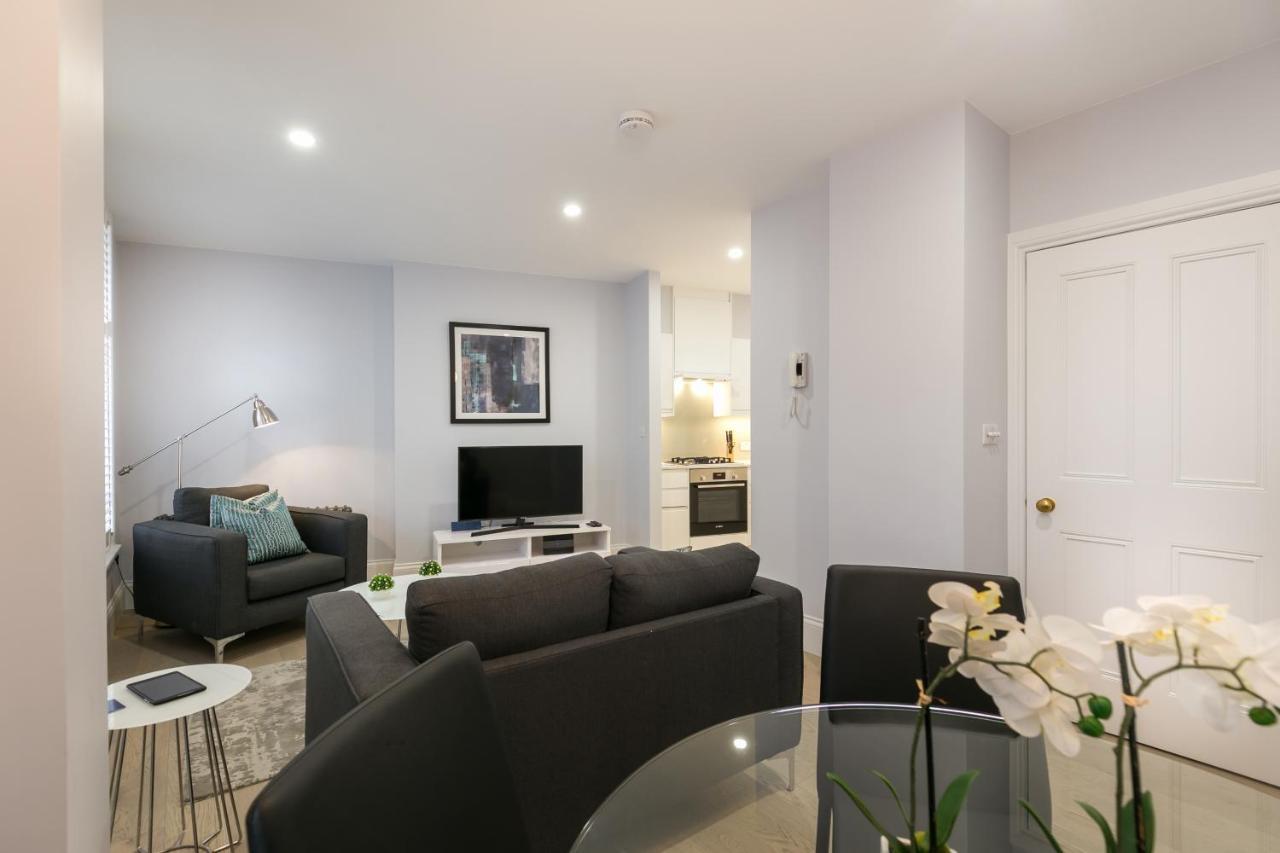 Urban Chic - Shaftesbury Apartment Londra Exterior foto