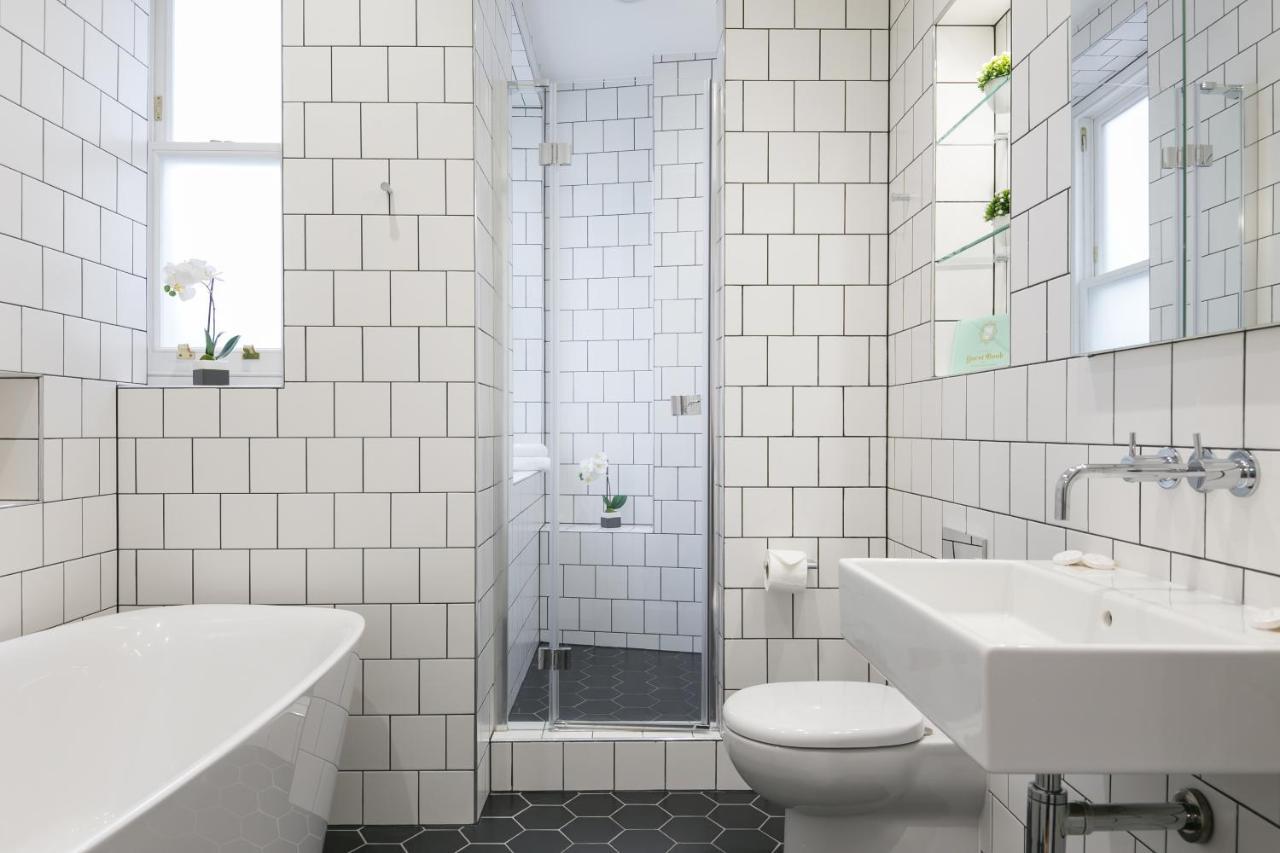 Urban Chic - Shaftesbury Apartment Londra Exterior foto